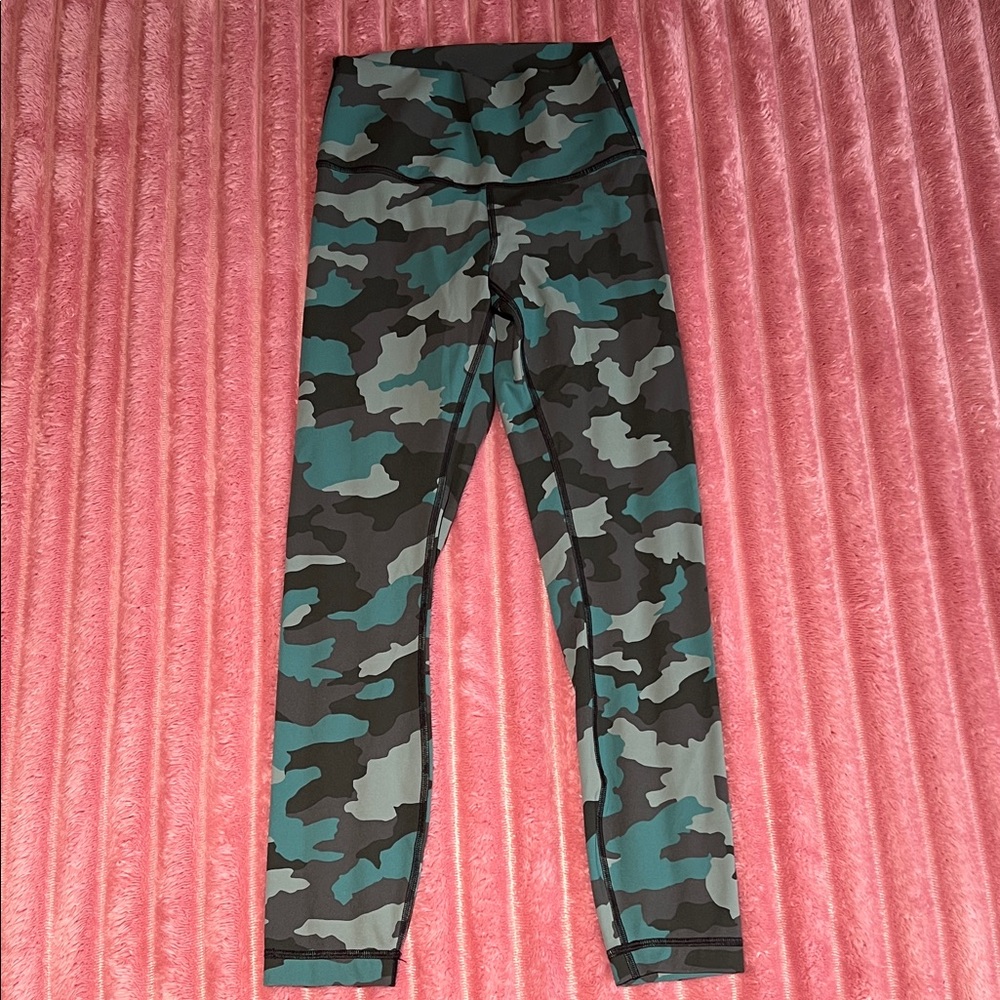 Lululemon Athletica Camouflage Leggings - Green and Black